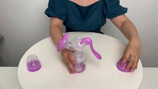 Suministros médicos Cuidado maternoinfantil Extractor de leche manual PP